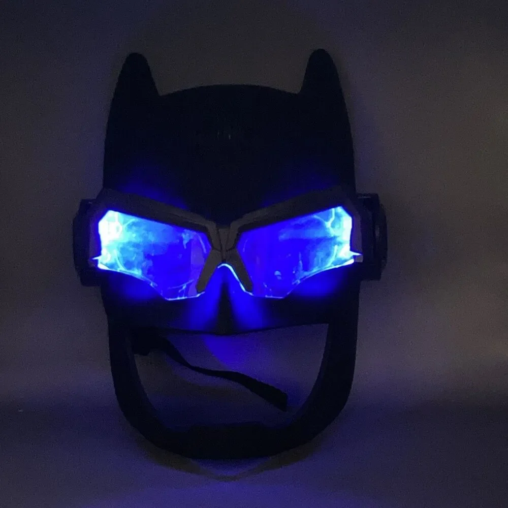 Mattel DC Batman Voice Changing Tactical Helmet Mask Costume Light Up Glasses